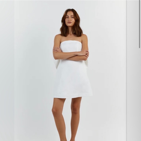 DISSH White Linen Bow Mini Dress - Picture 1 of 7